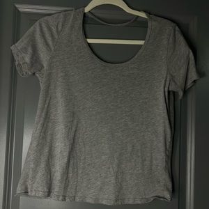 Grey backless Delia’s t-shirt